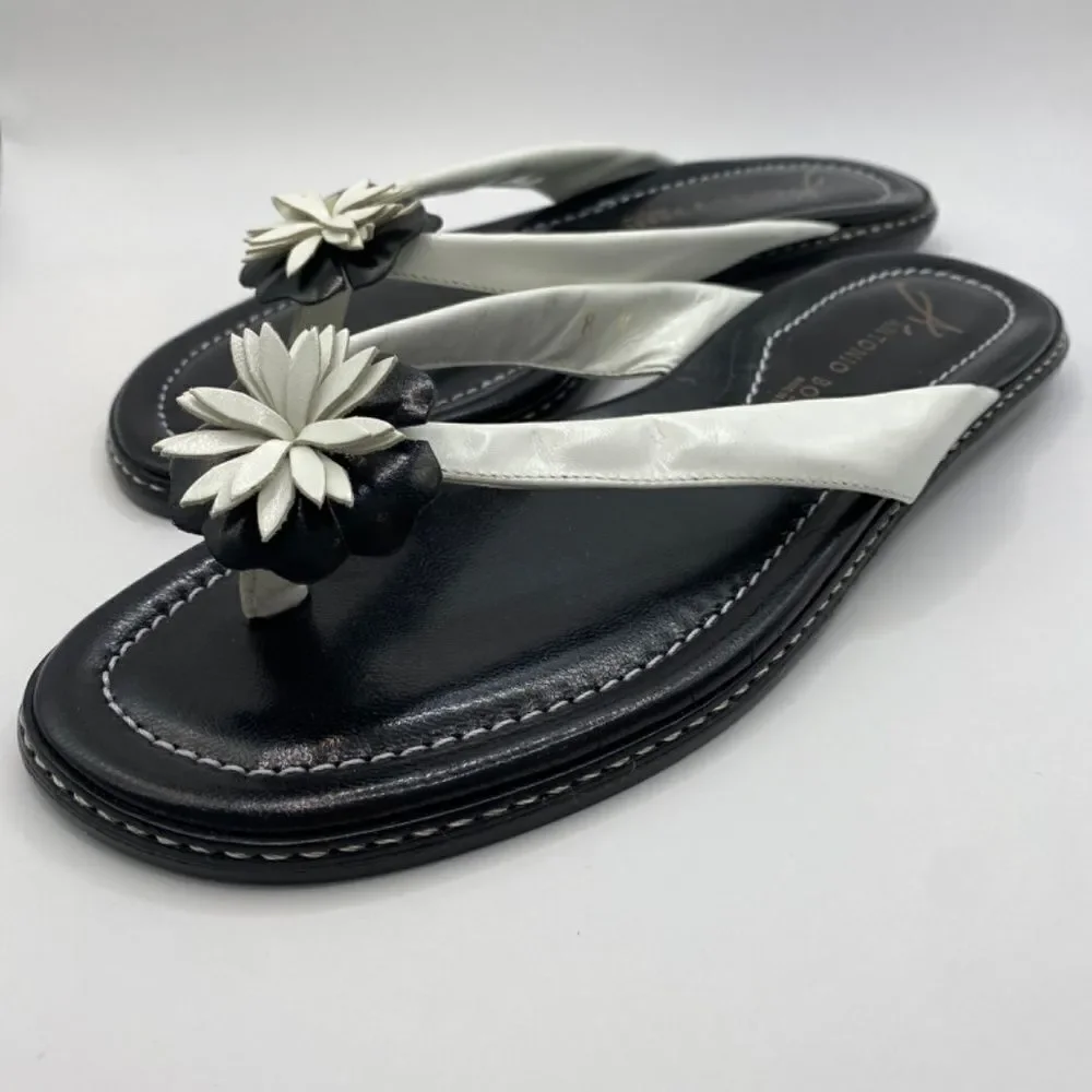 Antonio Bossi Size 8 Black White Leather Daisy Flower Sandals Size 8 NWT